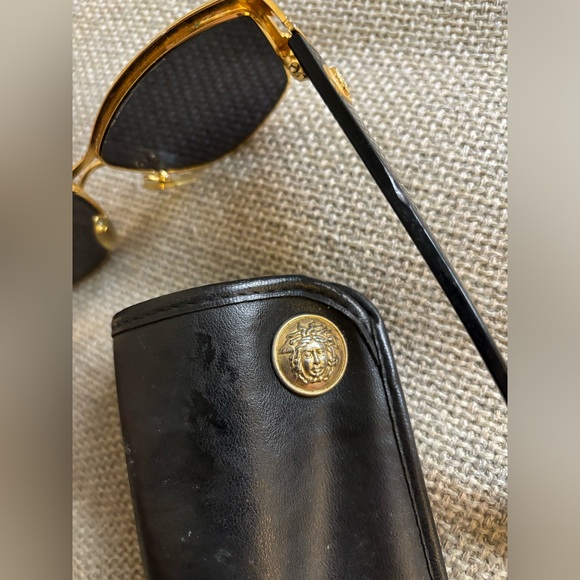 Vintage Gianni Versace sunglasses. Very old.unisex - Picture 7 of 10
